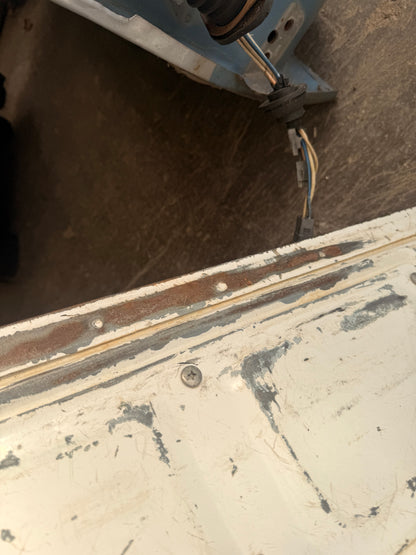 1996-2004 Toyota Tacoma OEM Tailgate