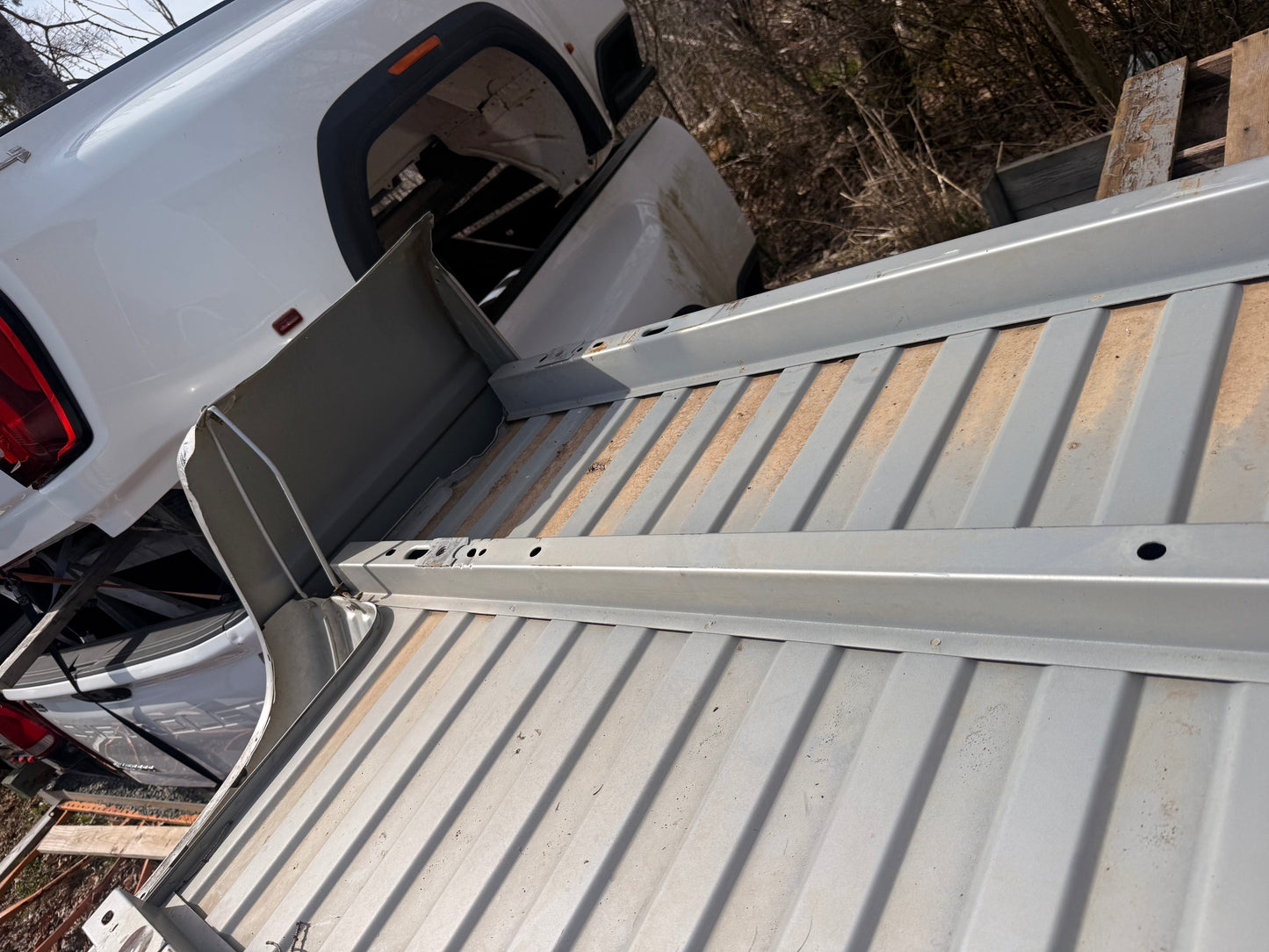 1988–1998 GMC Sierra 1500 2500 3500 6'6" Standard Bed Truck Box