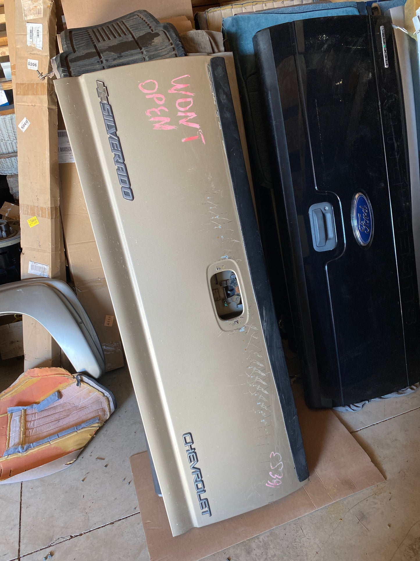 1999-2007 Chevrolet Silverado 1500/2500/3500 Tailgate