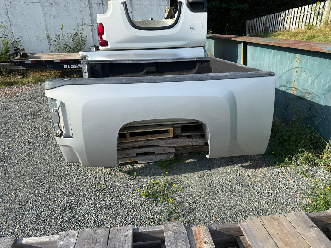 2007-2013 Chevrolet Silverado 1500/2500/3500 6'6" Truck Box